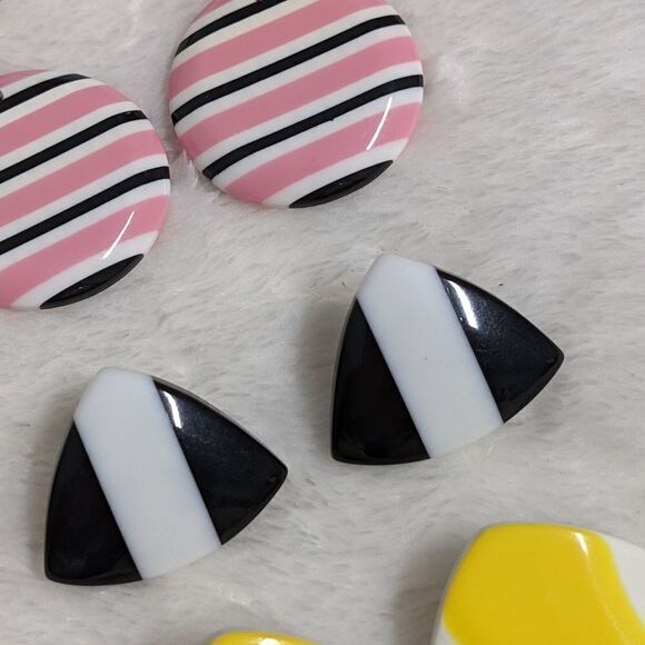 Vintage 1980's Acrylic Pierced Earrings set of (3) - Picture 4 of 6